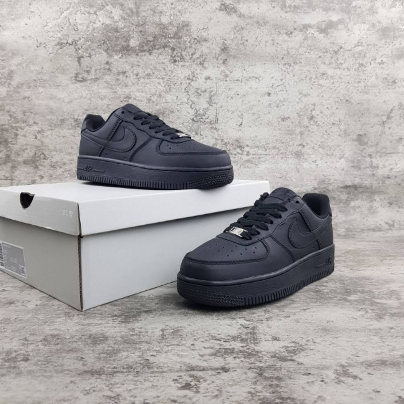 Sepatu Nike Air Force 1 Low 07 Triple 100% Premium original