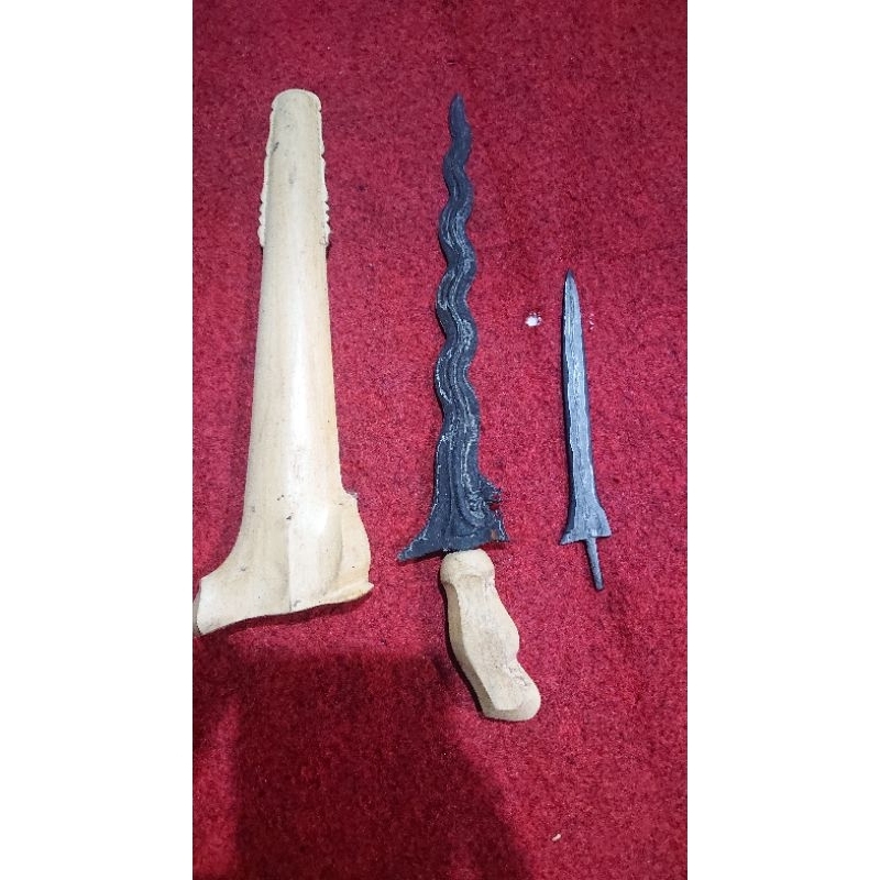 keris patrem dan jimatan