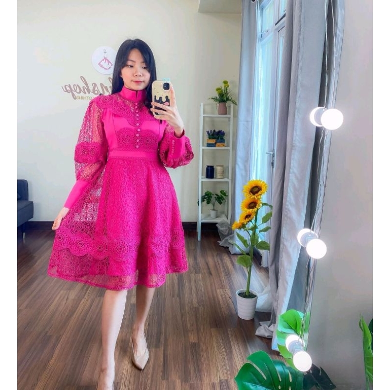 Yuumi Lace Button Longsleeve Dress