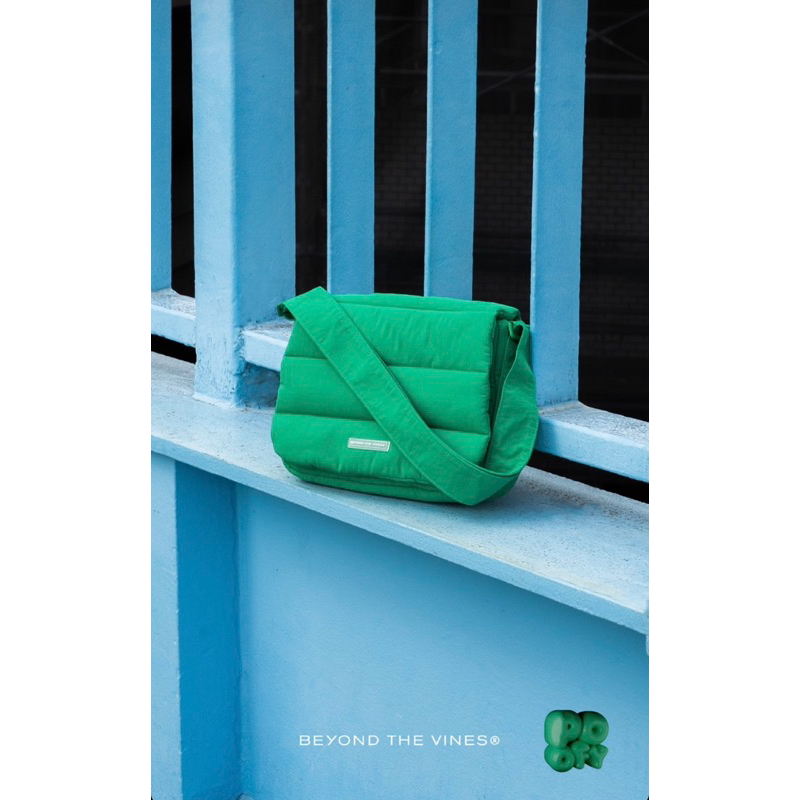 (READY) BEYOND THE VINES POOFY BAG