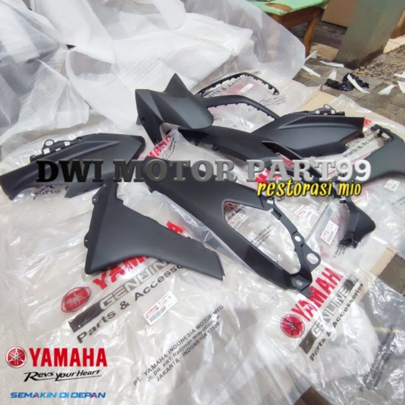 FULL SET COVER BODY HALUS NMAX N MAX OLD 2DP-P7 2016-2019 HITAM DOFF ORIGINAL