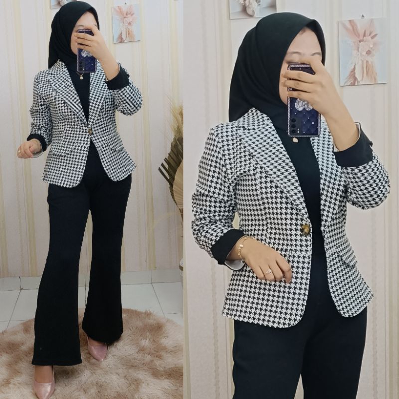 blazer kantor hs putih