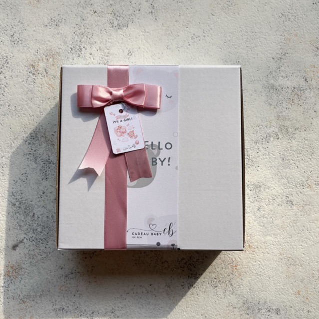 

Cadeau Baby - Exclusive Gift Box