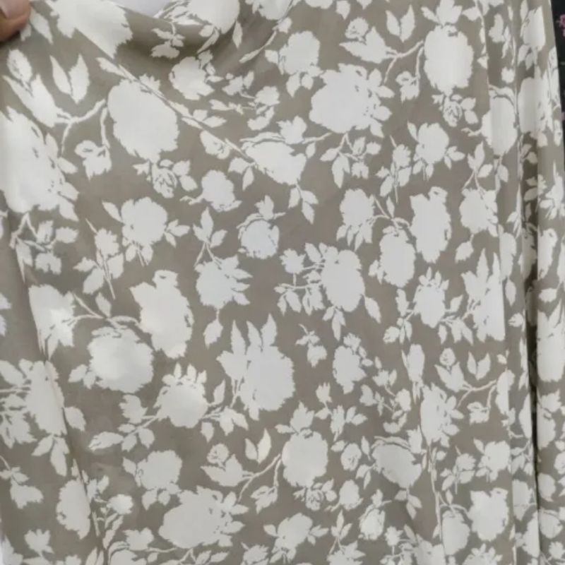 Kain ceruty zara crepe motif lq - kain motif etnik - kain bahan garment