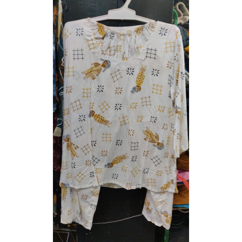 setelan anak panjang motif bu tejo