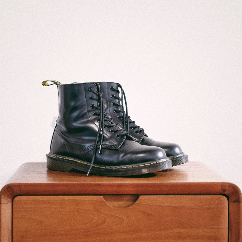 Original Dr martens 1460 vintage black, quilon leather, made in england (second)