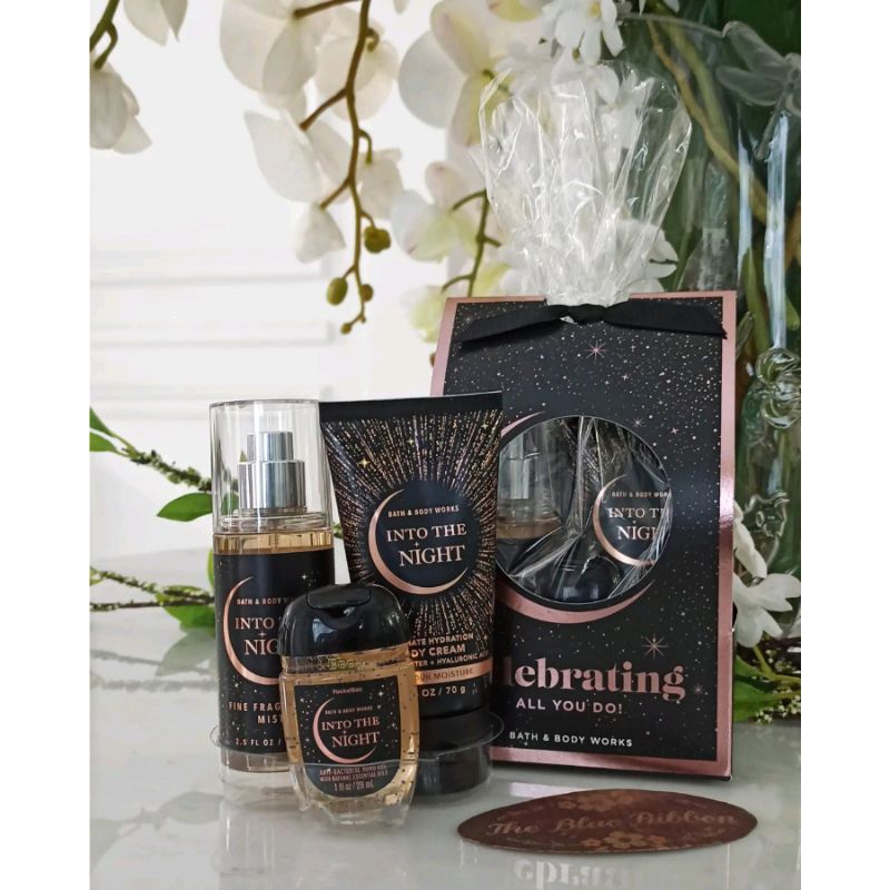 BATH AND BODY WORKS FANCY TRAVEL  SET PART 2 (INTO THE NIGHT , MIDNIGHT AMBER GLOW , A THOUSAND WISHES , WARM VANILLA SUGAR , AFTER DARK , SNOWFLAKES CASHMERE , GINGHAM)