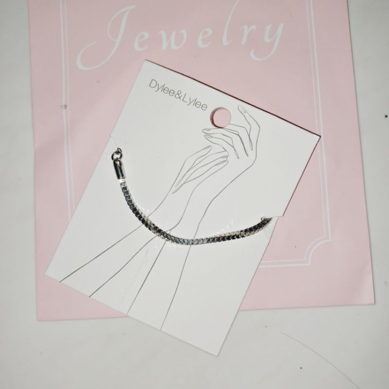 Simple bracelet / Gelang silver simple Dylee & Lylee