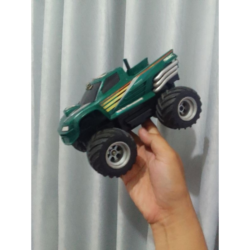 Mobil rc qd Nikko 1/18