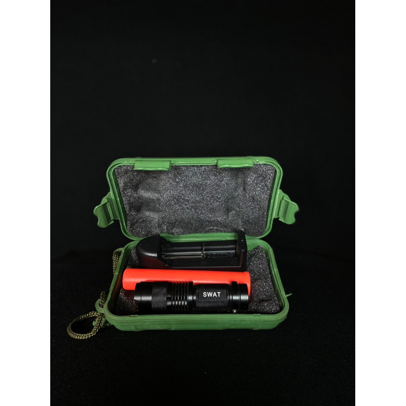 Brillante Senter LED Torcia