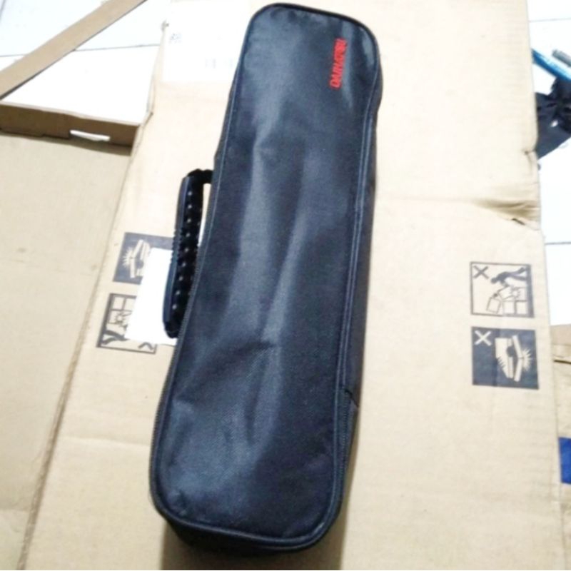 tas peralatan kunci perkakas sparepart mobil merek Daihatsu