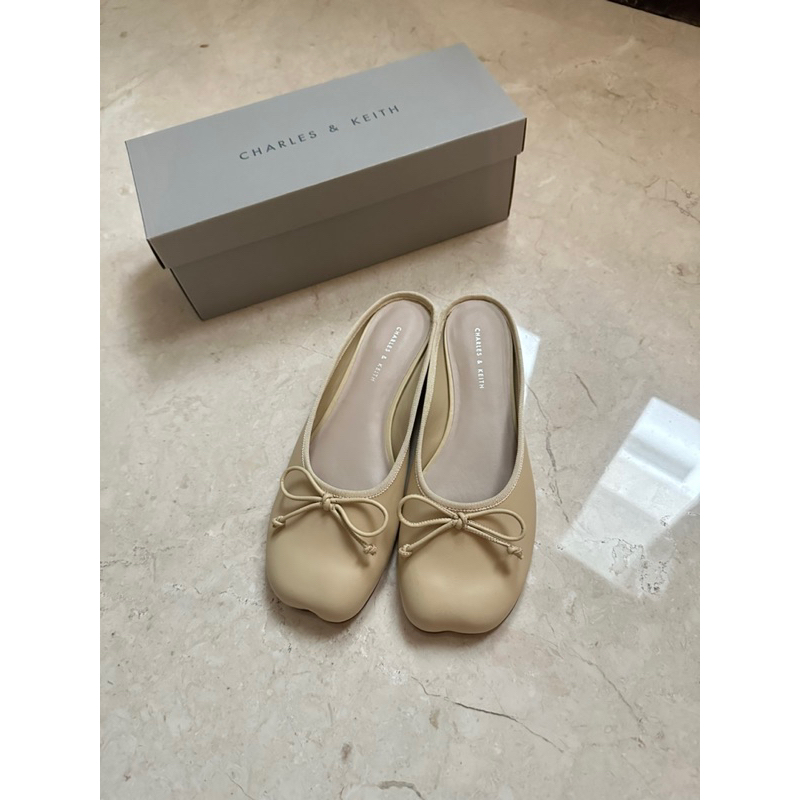 Preloved Original Charles & Keith size 37 C&K Mules Sandal Slip On Flat Shoes Heels Bow Yellow Beige