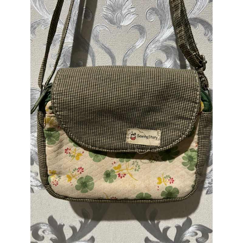 Tas selempang/sling bag wanita bahan kain