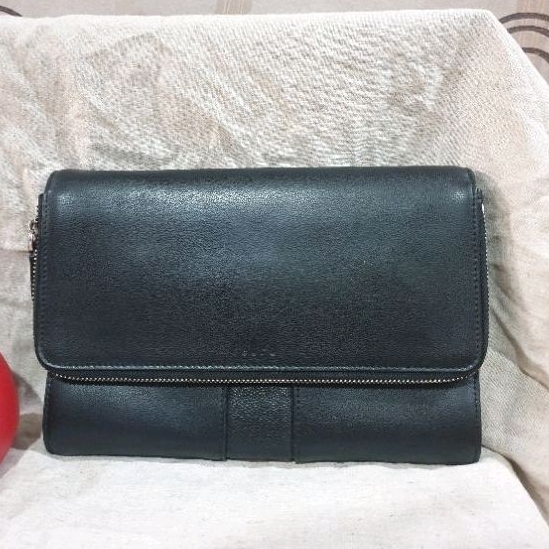 PreLoved Tas / Clutch Bag Branded P€dr○ Ori