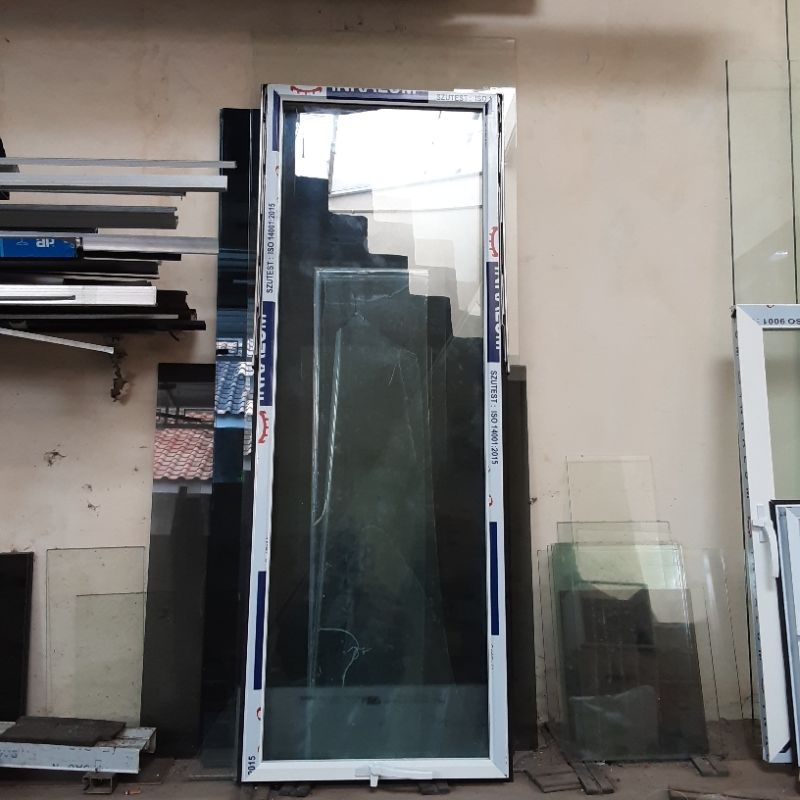 Jendela Aluminium tinggi 150 x 60