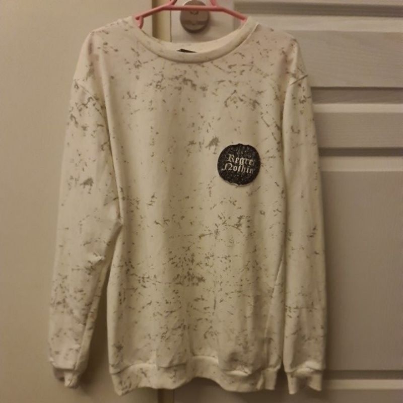 Preloved Kaos Pria - Details