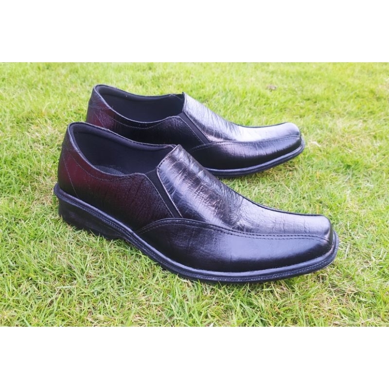 Sepatu formal pria / sepatu pantofel fantofel pria kulit sapi asli hitam