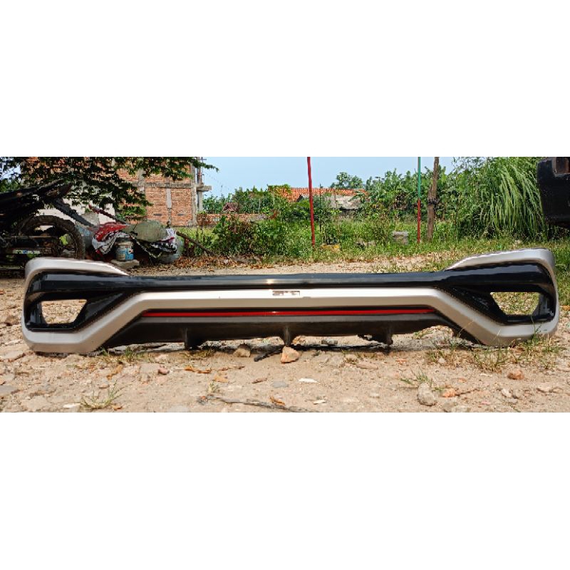 Bodykit/Body Skrit Belakang Toyota Yaris 2021