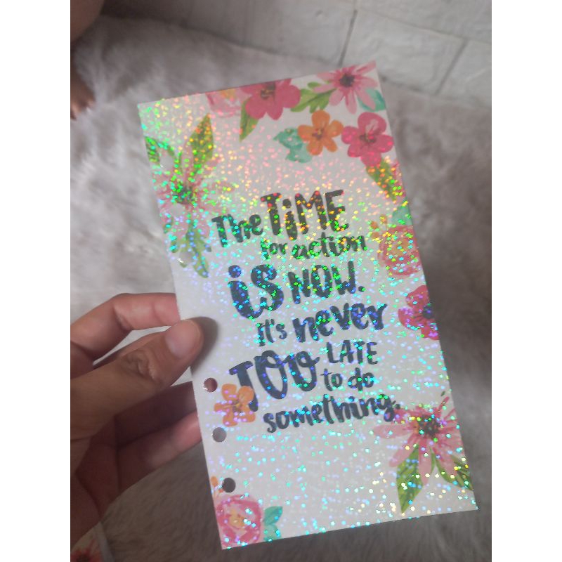 

COVER BINDER A6 HOLOGRAM GLITTER DAN GLOSSY / PEMBATAS BINDER ( HANYA SAMPUL TIDAK TERMASUK BINDER )