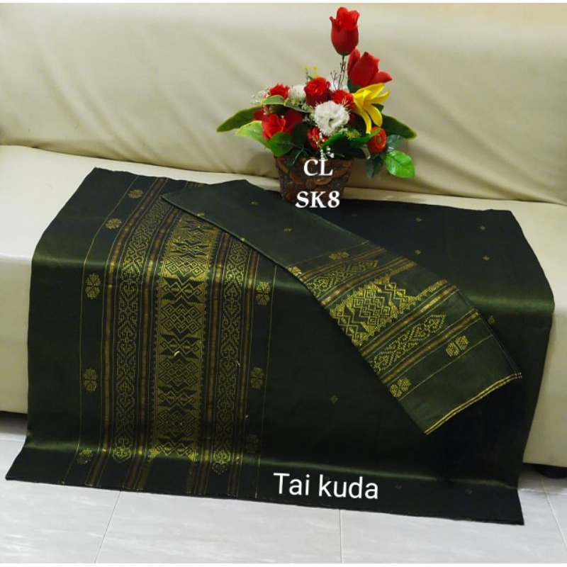 Ready..Sutra Hongkong Benang KristalBahan TenunanCantik dan mewah
Bahan + selendang
*Harga 450rb