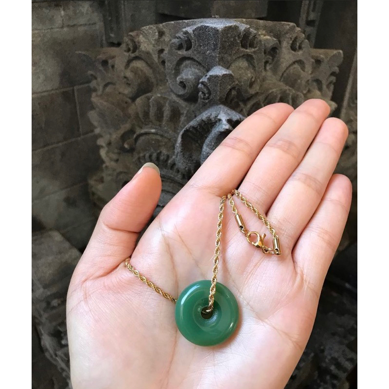 Liontin Giok + Rantai Titanium