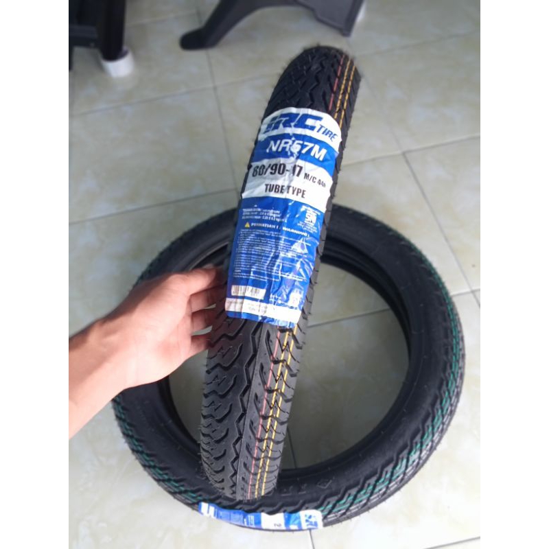 BANLUAR 80/90 RING 17 NR 57M IRC
