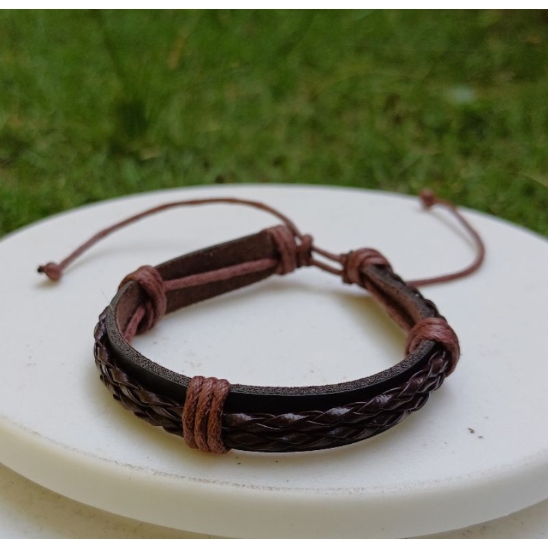 Gelang Kulit Sintetis Double Rajut Kepang Gaya Vintage Untuk Pria &amp; Wanita