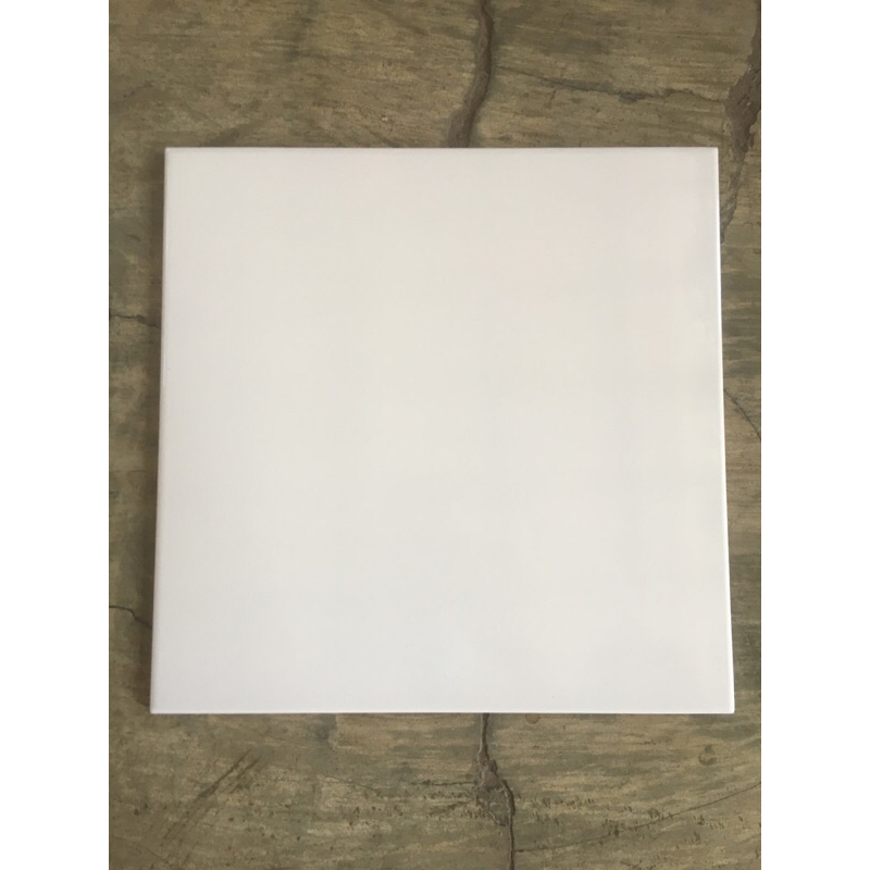 keramik 30x30 putih lantai dinding white kualitas bagus ikad ikema premier