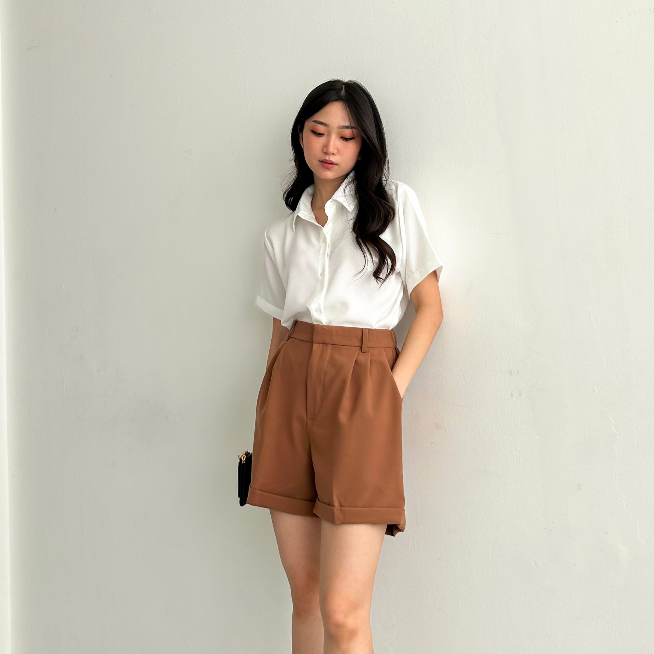 Beige Studio - Leia Short Pants | Bawahan Celana Pendek High Waist Wanita