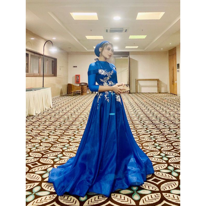 gaun pesta mewah model sabrina preloved second