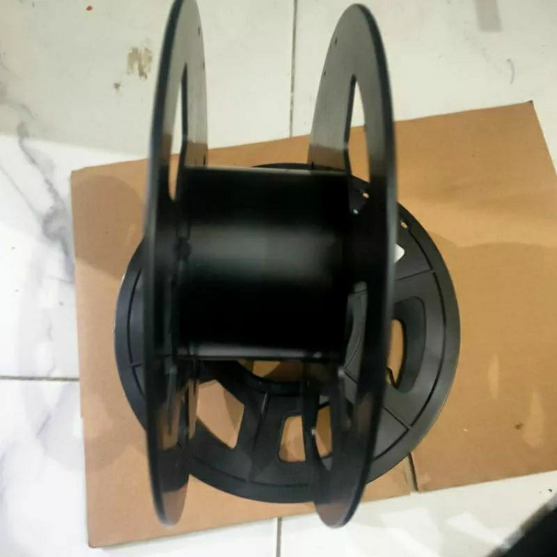 Gulungan roll kabel bobin kabel hitam plastik bahan tebal/ tempat kabel/bobin listrik/klosan bobin p