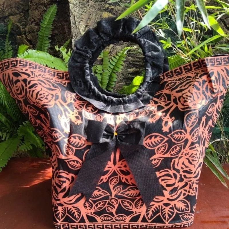 Tas hajatan batik elegan bulat hitam  mewah 22(0209/EBH)