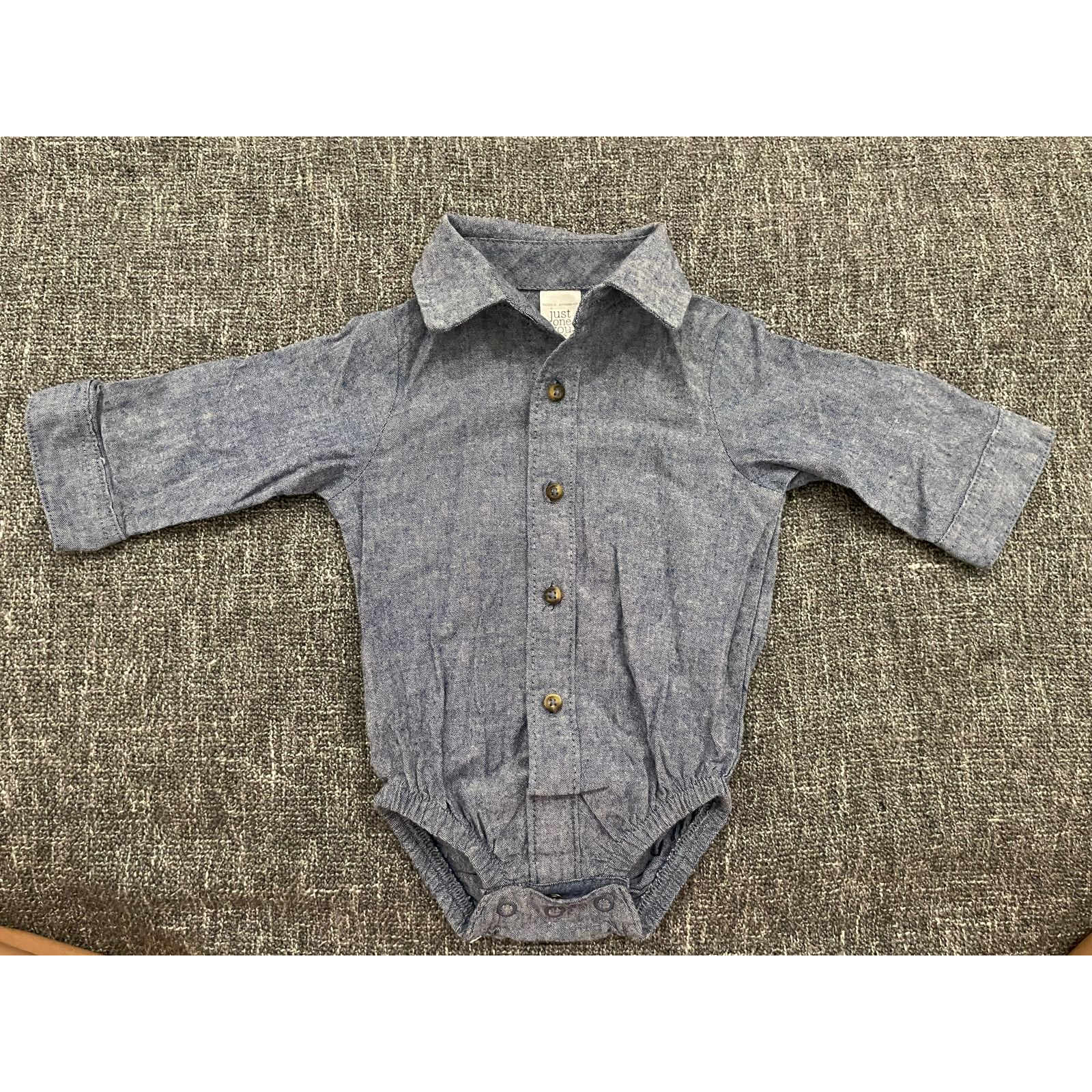 PRELOVED CARTER'S BABY JEANS JUMPER / KEMEJA LENGAN PANJANG BAYI / BODYSUIT BLUE DENIM