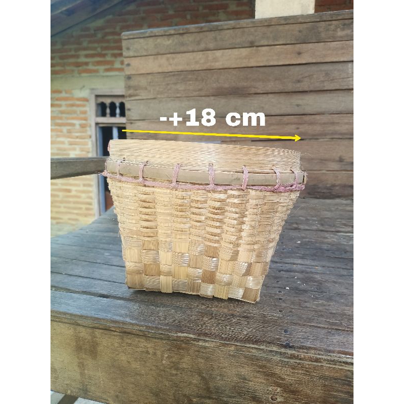 Tenggok bambu/dunak bambu/bakul bambu berkualitas -+18cm