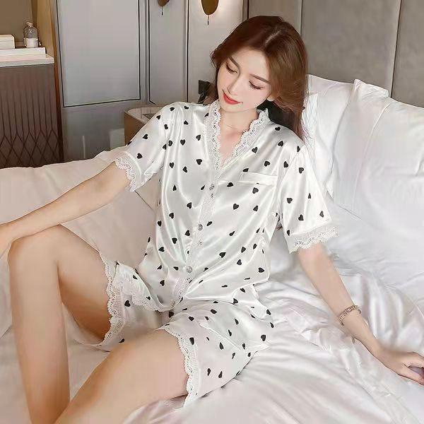 005 Luxury Piyama Satin Lengan Pendek Celana Pendek Kerah Bunga Kancing Hidup Diamond  Bahan Satin High Quality Piyama Import/ Baju Tidur Import / Baju Tidur Murah / Piyama Set / Baju Tidur Set