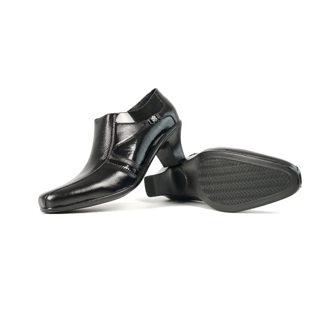 Sepatu Boots Wanita Boots Grutty Kerja Kantor Hangout Trendi Berkualitas Warna Hitam