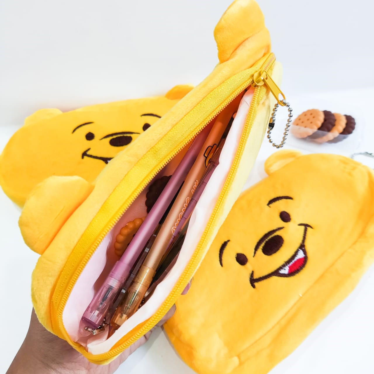 KOTAK PENSIL BENTUK WINNE THE POOH LEMBUT PLUSHY PLUSHIE POUCH PANJANG TEMPAT ALAT TULIS SIMPLE