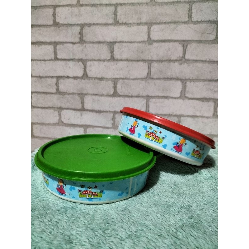 Tempat makan anak Princess Tupperware second preloved