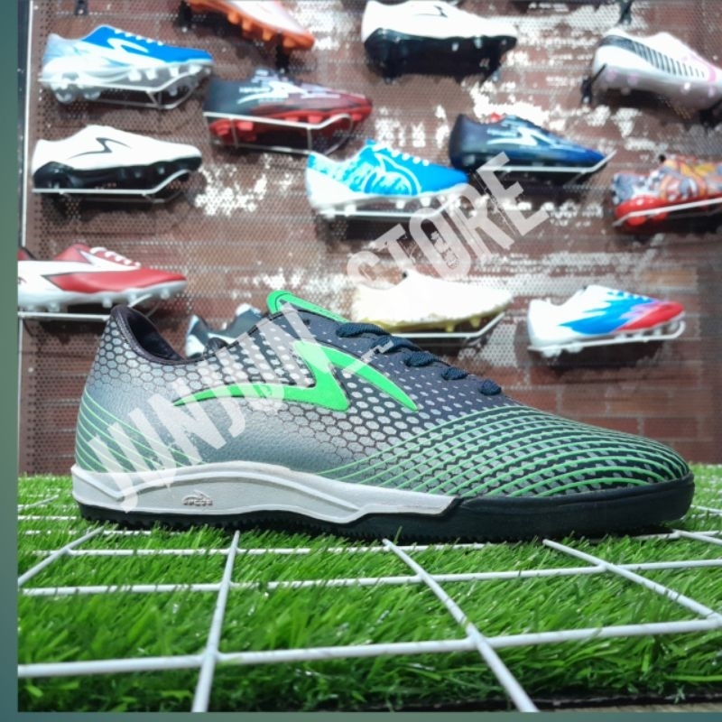 sepatu futsal specs omega runtuboy