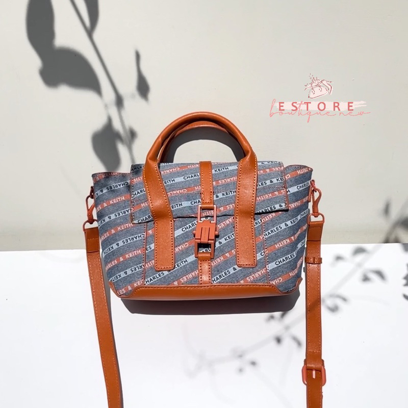 Tas Wanita C Trapeze Tote