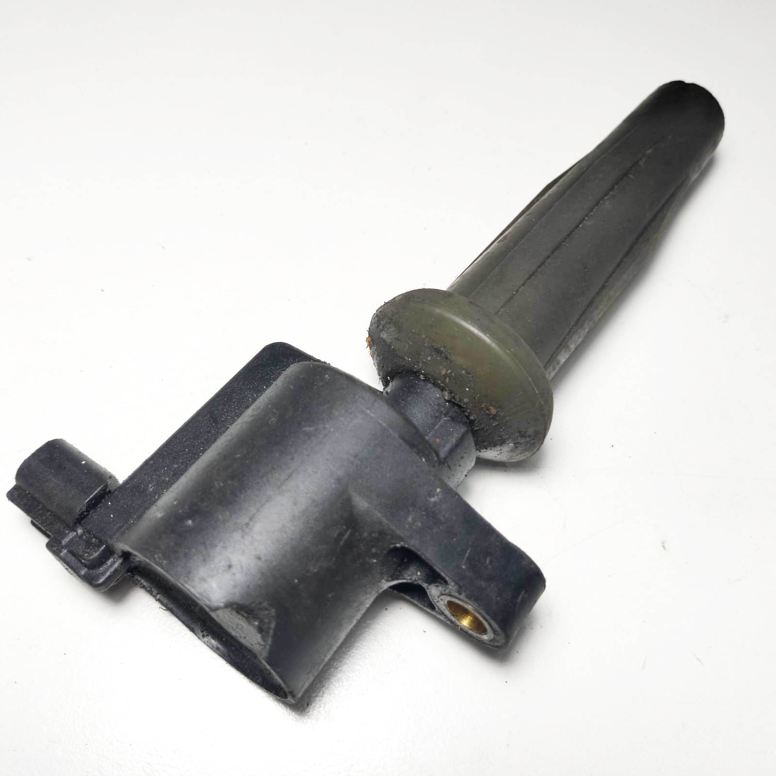 Coil Ingniton koil Ford Focus 1.8cc 2.0cc 2W4E-12A366-AD C2S42751 FWV4A 9E5E-12A3 copotan asli original ori
