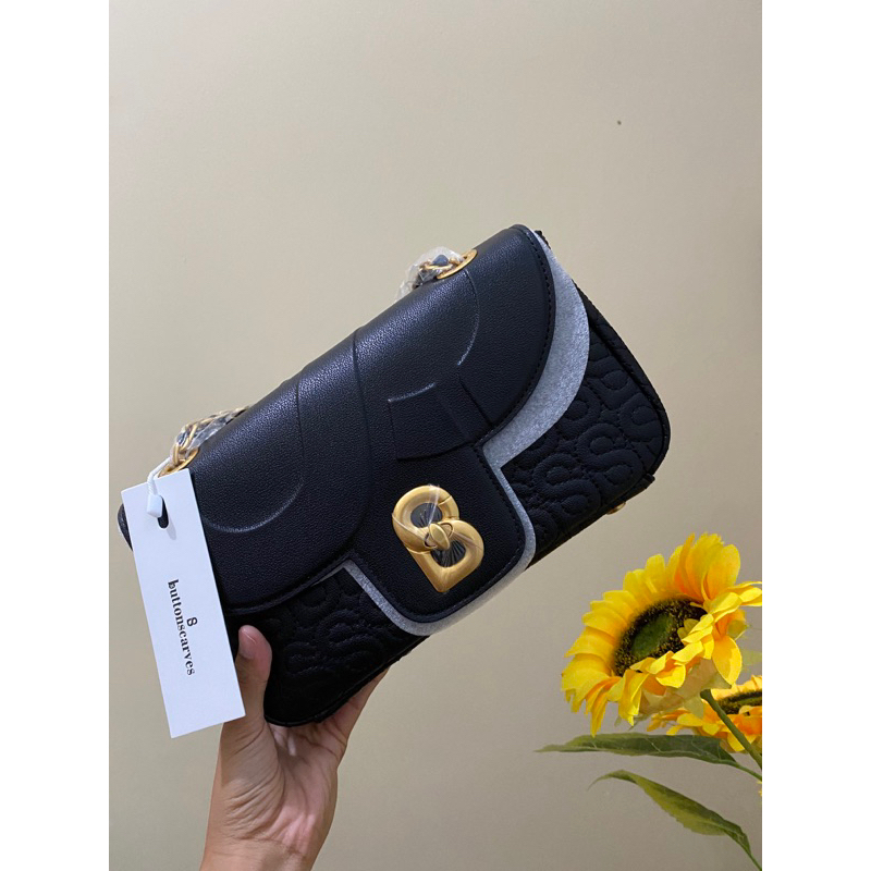 Buttonscarves Aluna Bag Medium in Black