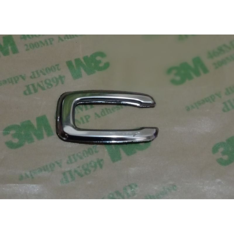 emblem logo timbul scoopy huruf "C"  k2f  honda scoopy 2021-2022 original