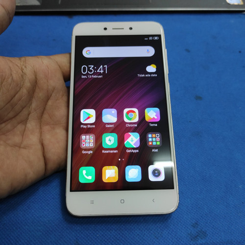 HANDPHONE BEKAS XIAOMI REDMI 4X 32+3 GOLD