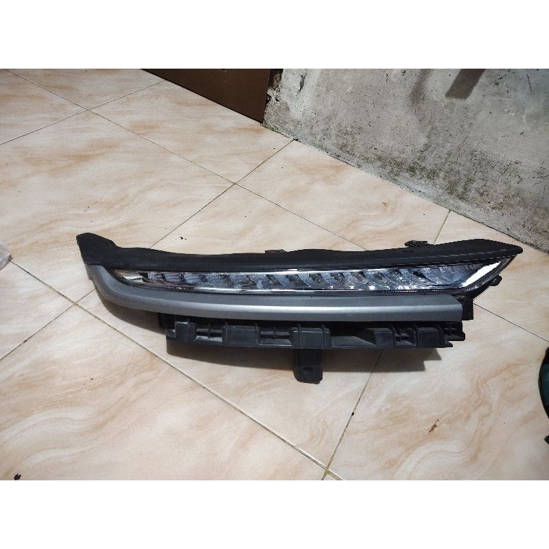 lampu drl/sein wuling almaz original