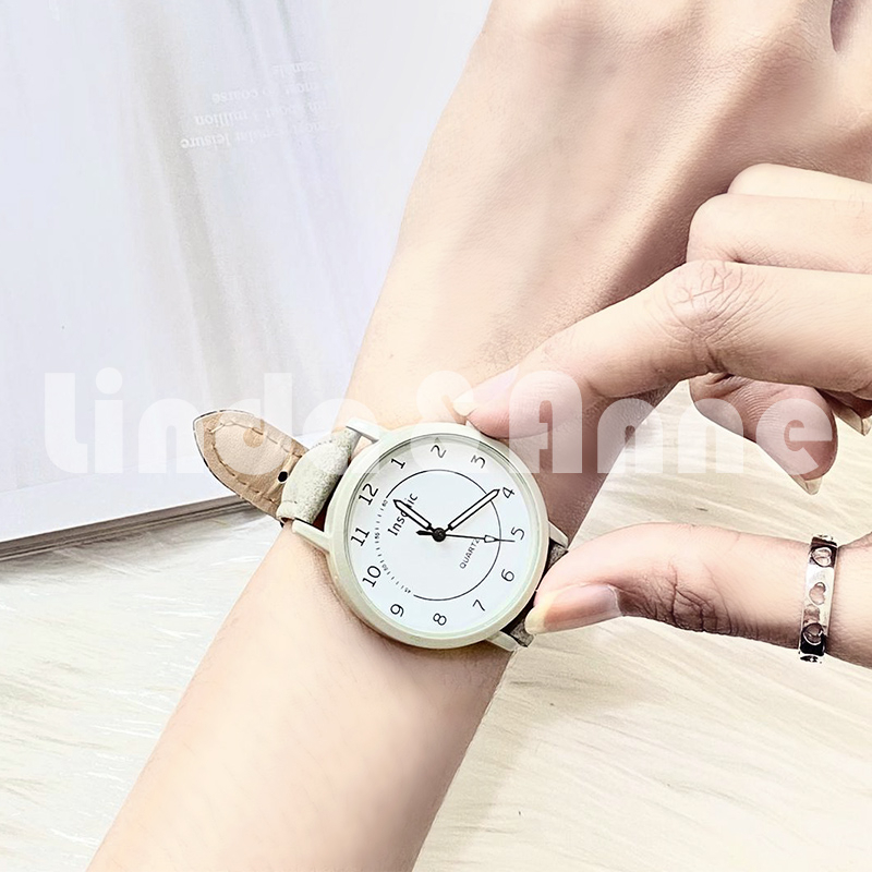 Jam Tangan Strap PU Analog Untuk Wanita Gaya Retro Fashion Import