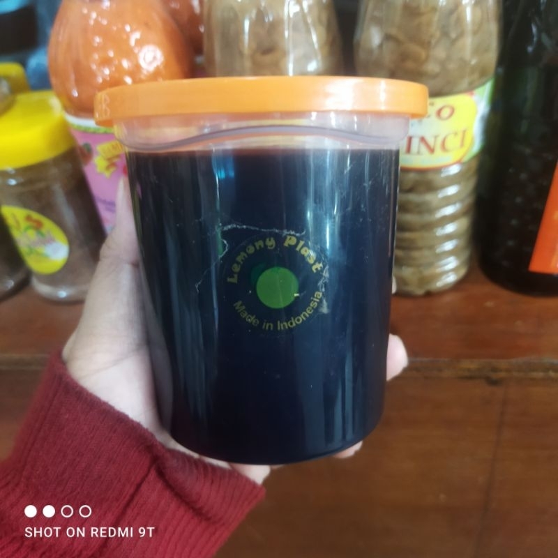 

hakau/petis udang 200 gram sama 400 gram