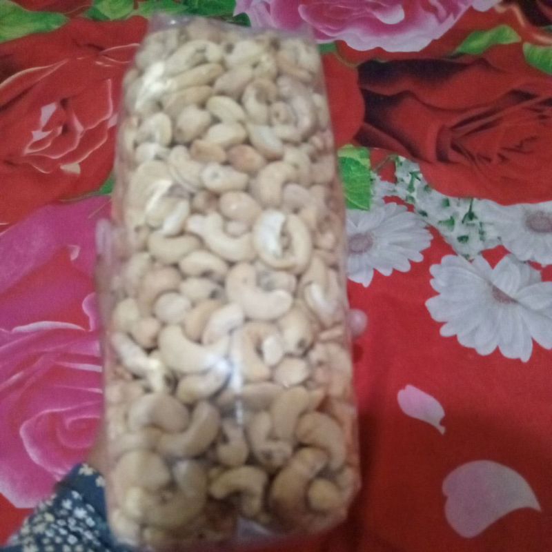 

kacang mede 1kg