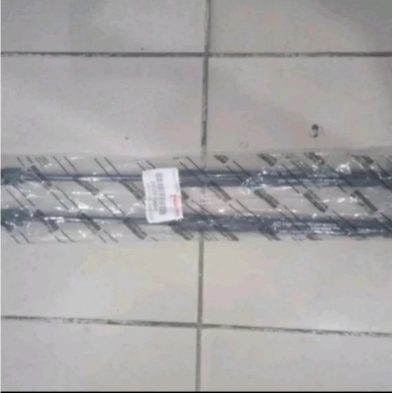 shock bagasi pintu belakang hidrolik bagasi mobil Calya sigra