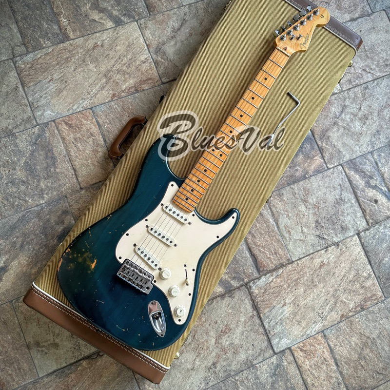 Fender Stratocaster Highway one USA 2004 Sapphire Blue